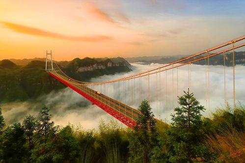 咸陽網(wǎng)紅玻璃橋圖片大全,驚險(xiǎn)刺激的玻璃橋全景賞析